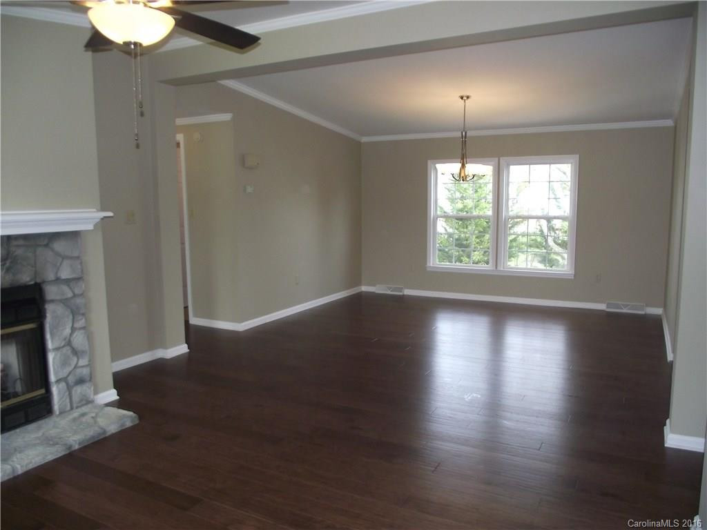 624 Paisley Court - Photo 3