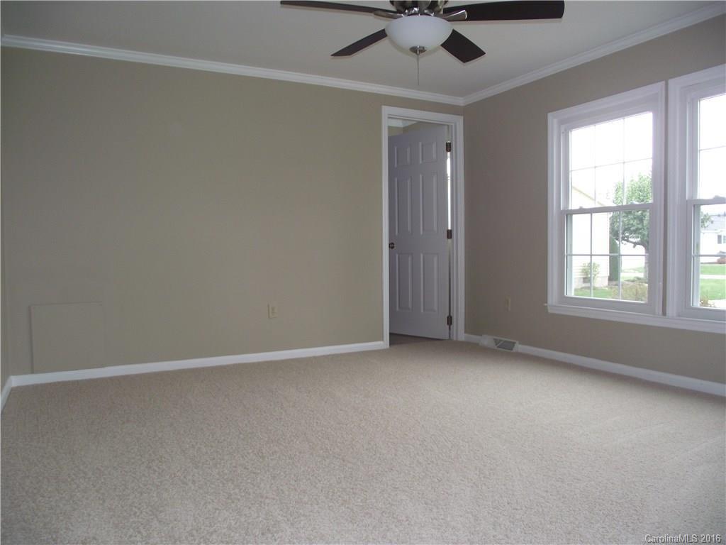 624 Paisley Court - Photo 10