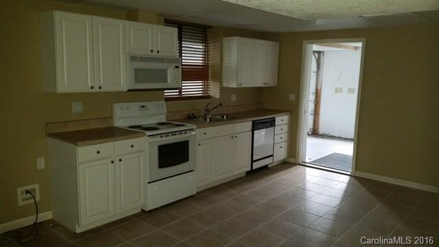 422 Crooked Creek Road - Photo 13