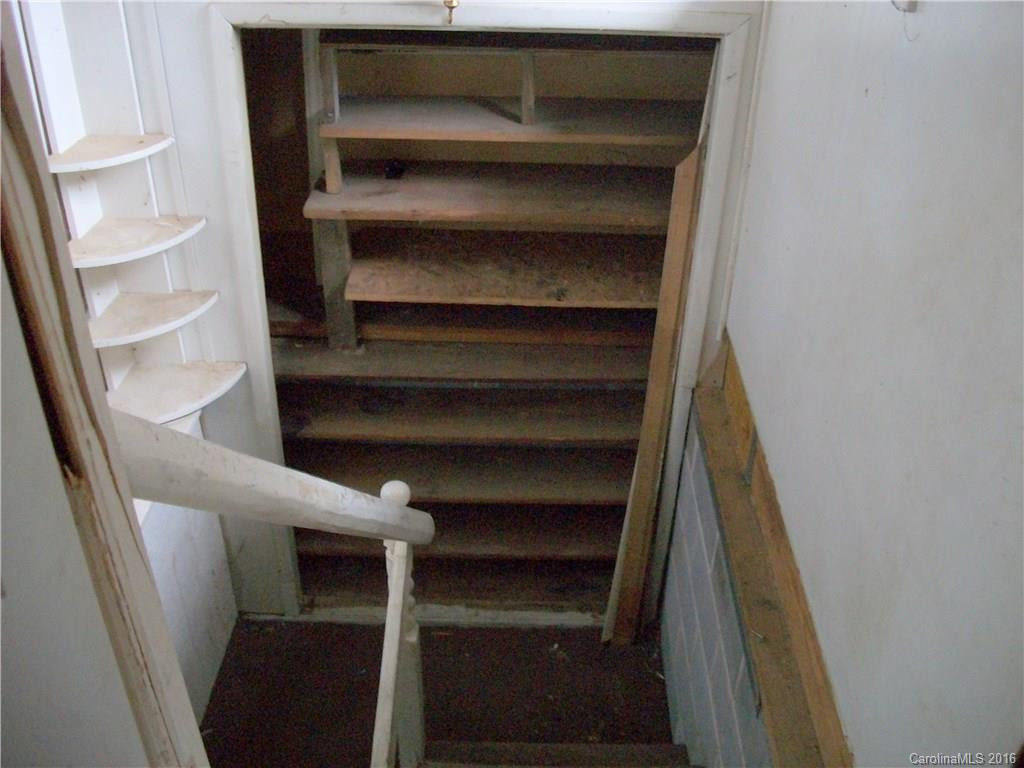 180 Dale Drive - Photo 19