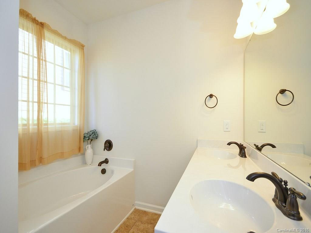 8 Partridge Berry Lane - Photo 7