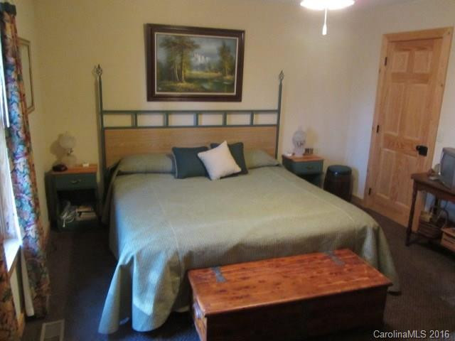 166 Grandview Drive - Photo 3