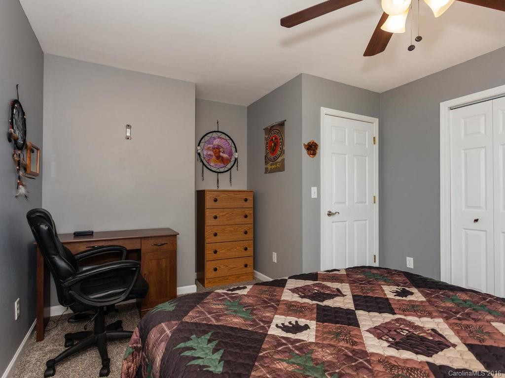 24 Overlook Drive - Photo 11