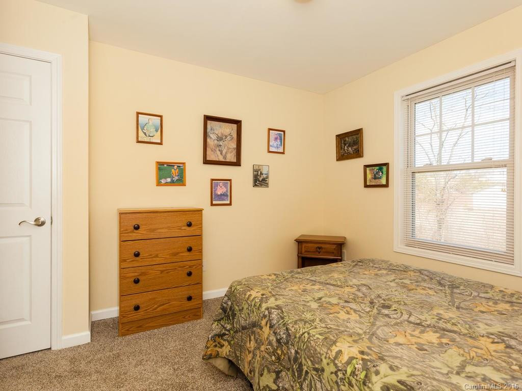 24 Overlook Drive - Photo 12