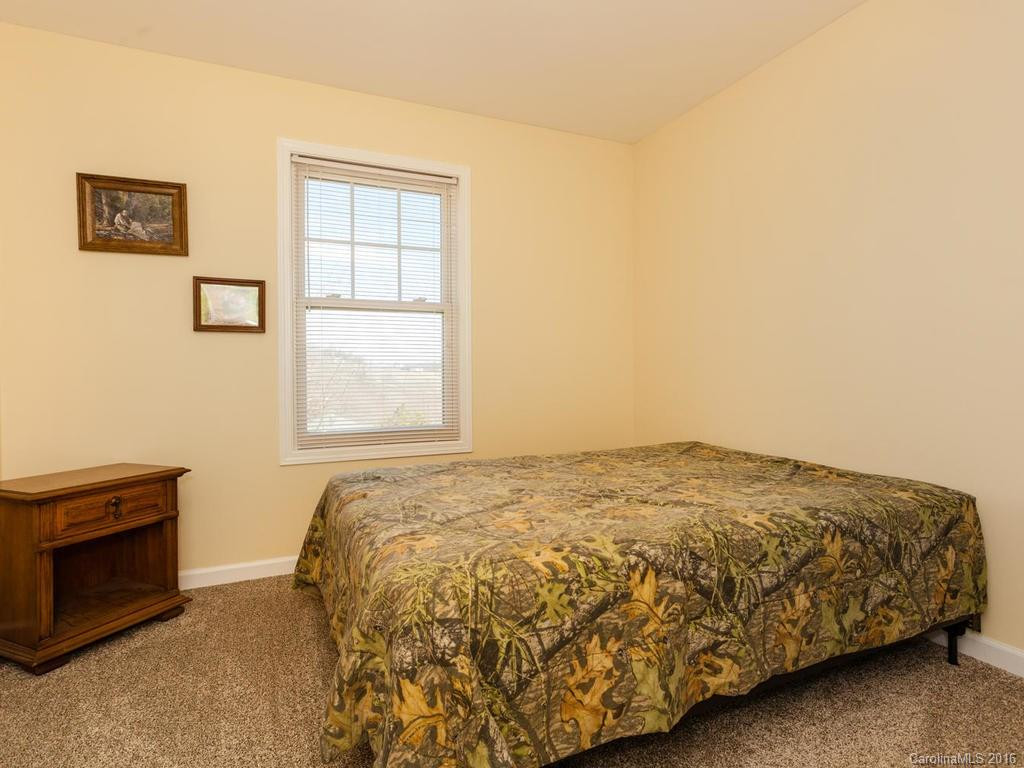 24 Overlook Drive - Photo 14