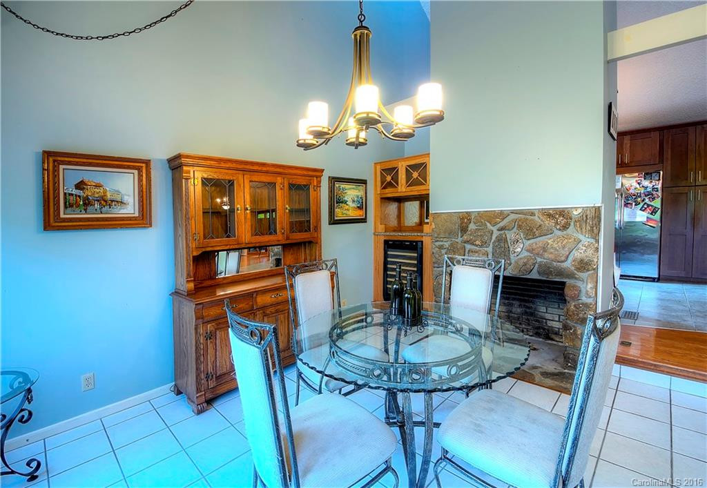 206 Robertson Street - Photo 5