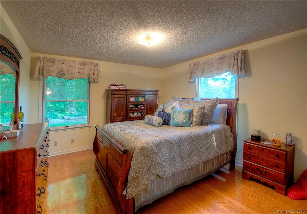 206 Robertson Street - Photo 6