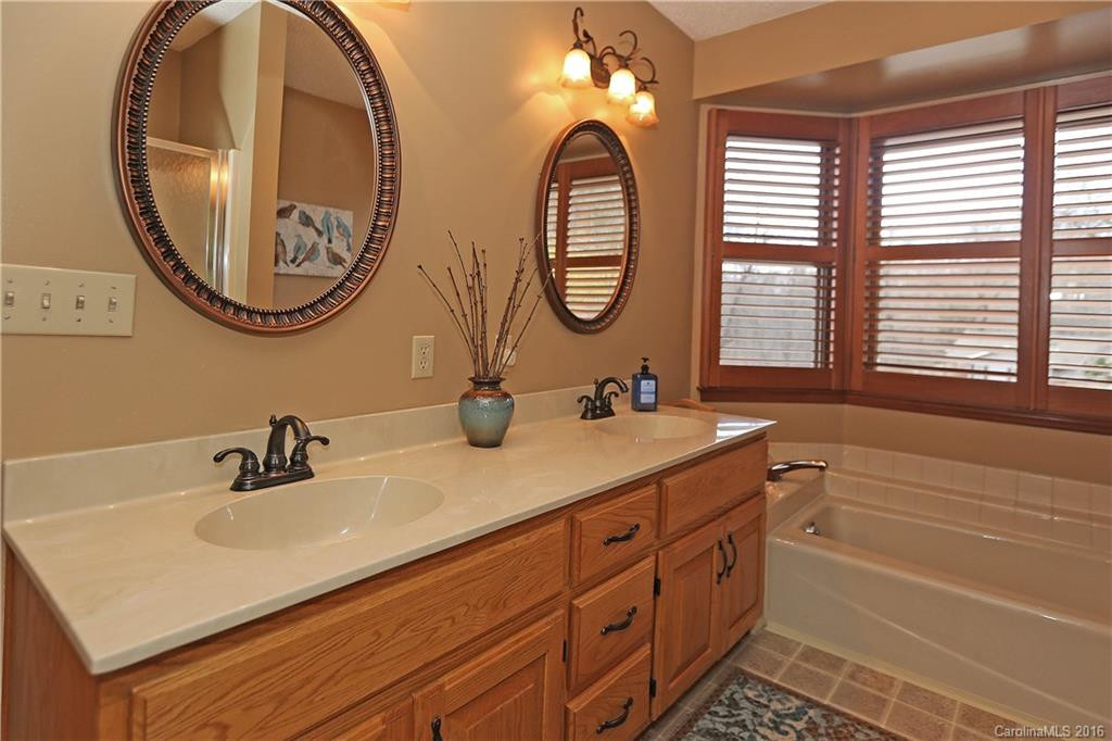 760 Evergreen Farm Circle - Photo 13