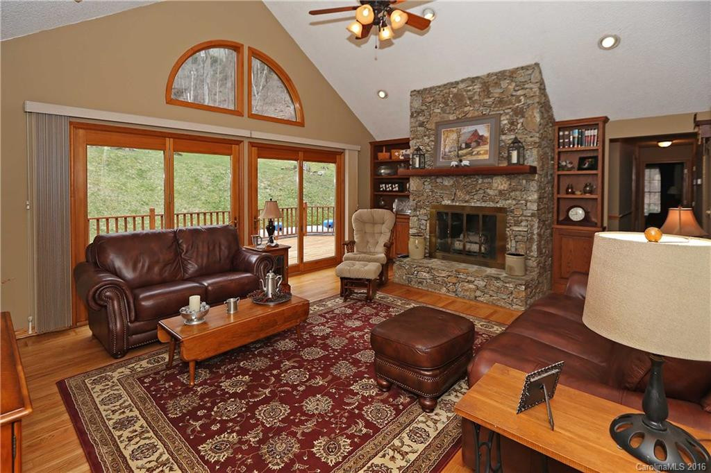 760 Evergreen Farm Circle - Photo 4