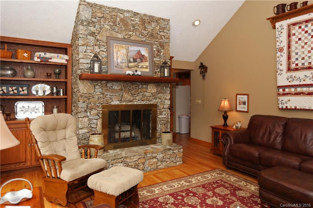 760 Evergreen Farm Circle - Photo 5