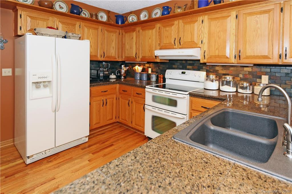 760 Evergreen Farm Circle - Photo 7