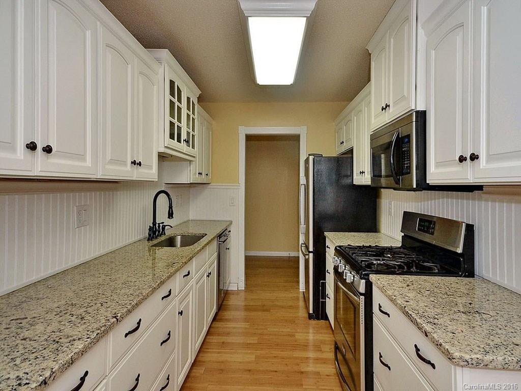 112 Woodhaven Drive - Photo 8