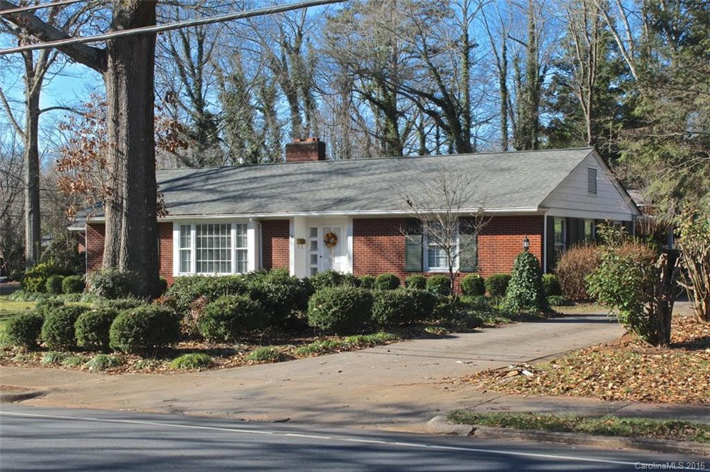 581 Main Street - Photo 2
