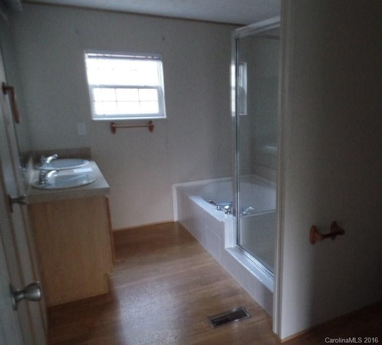 118 Reeves Road - Photo 13