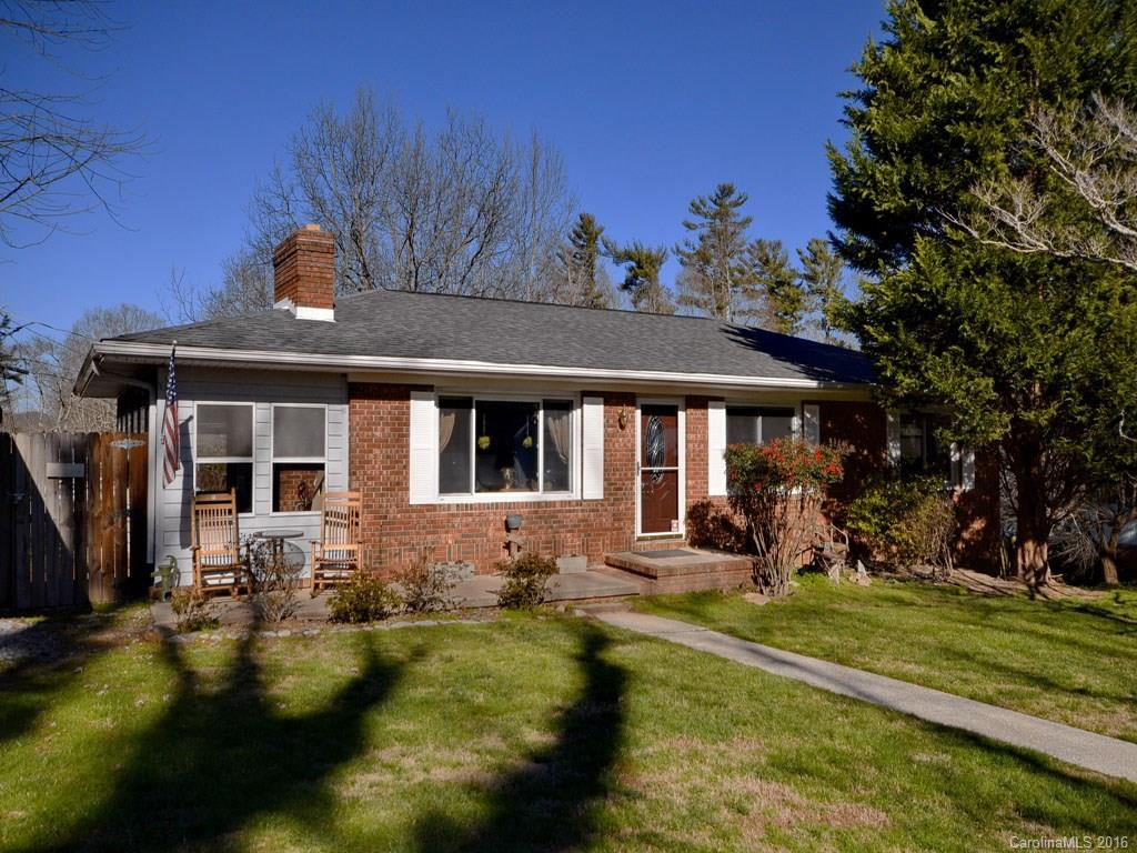 1151 Erkwood Heights