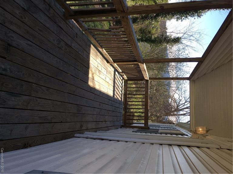 12 Mountain View Road - Photo 4