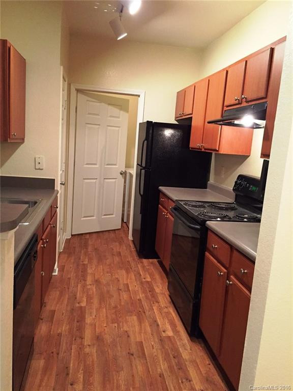 900 Vista Lake Drive #301 - Photo 5
