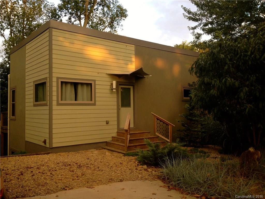 360 Riverview Drive