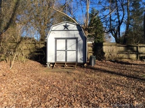 2210 Edenburg Street - Photo 2