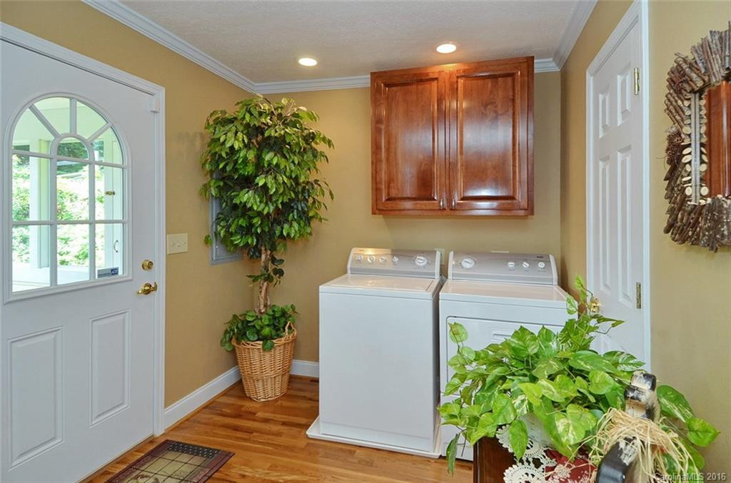 325 Knollwood Drive - Photo 19