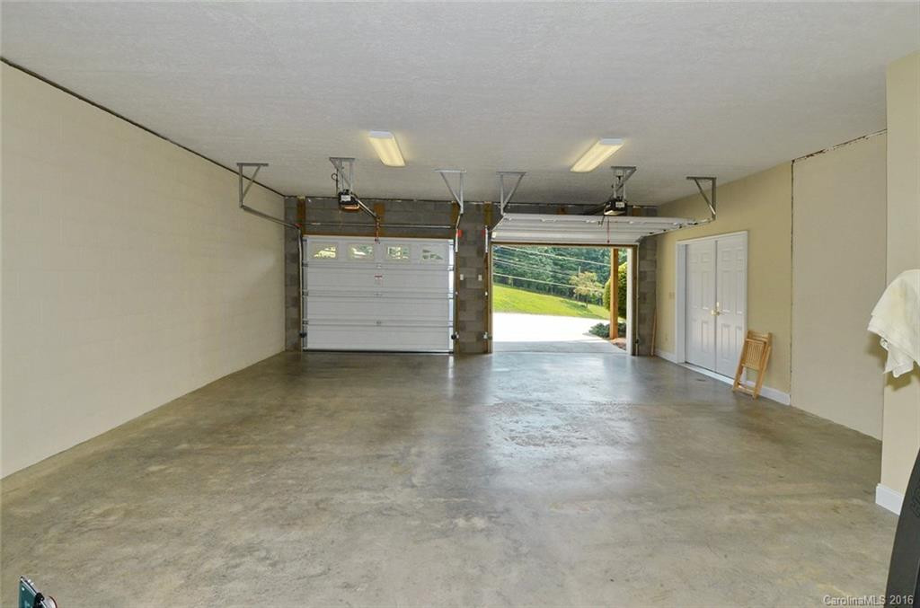 325 Knollwood Drive - Photo 21