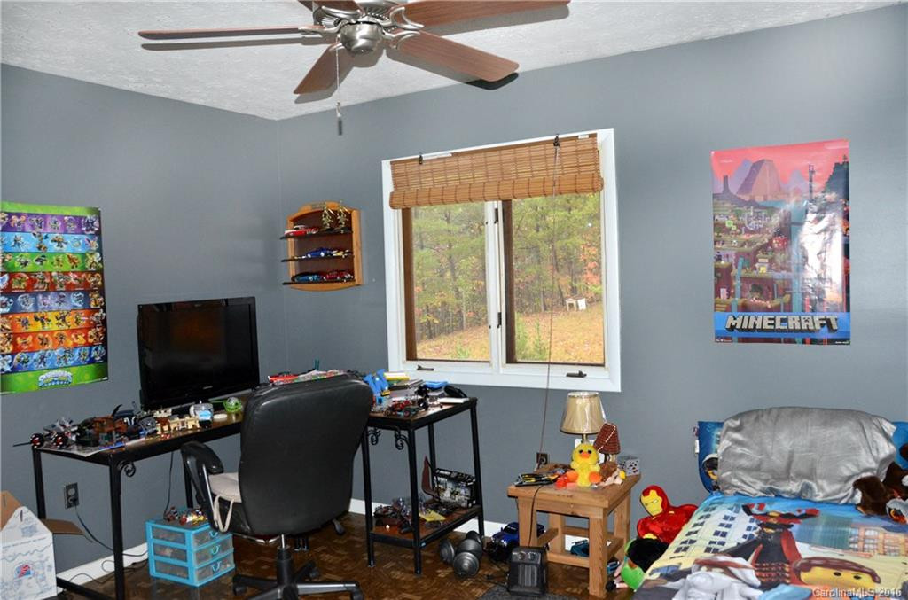 7 Piney View Drive - Photo 6