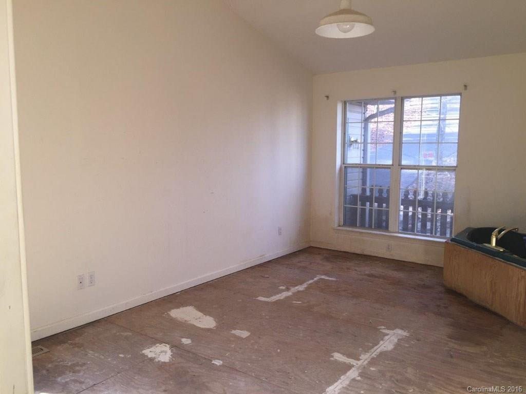 126 Udvawadulisi Court - Photo 5