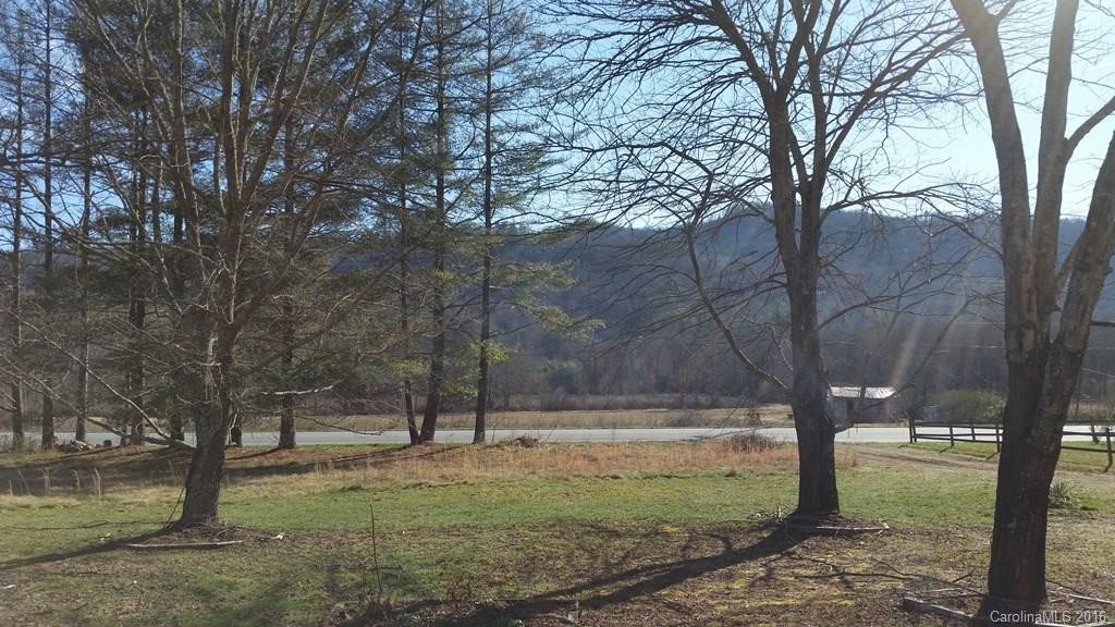 4487 Hendersonville Highway - Photo 2