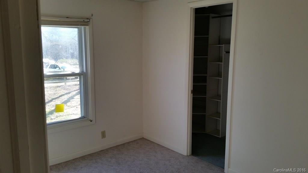 4487 Hendersonville Highway - Photo 12