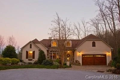 89 Carriage Highlands Court