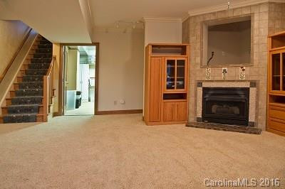 89 Carriage Highlands Court - Photo 7
