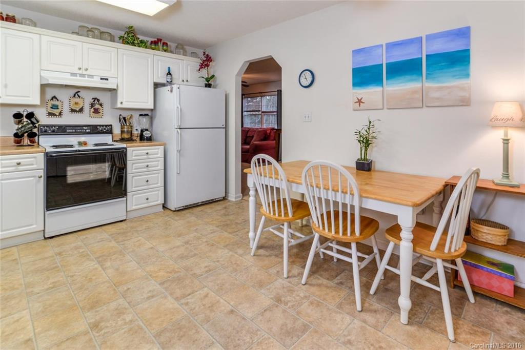 99 Holly Lane - Photo 12