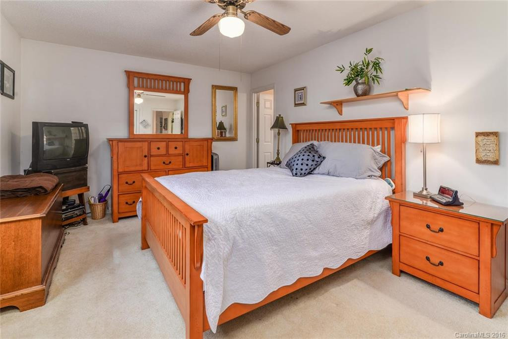 99 Holly Lane - Photo 16