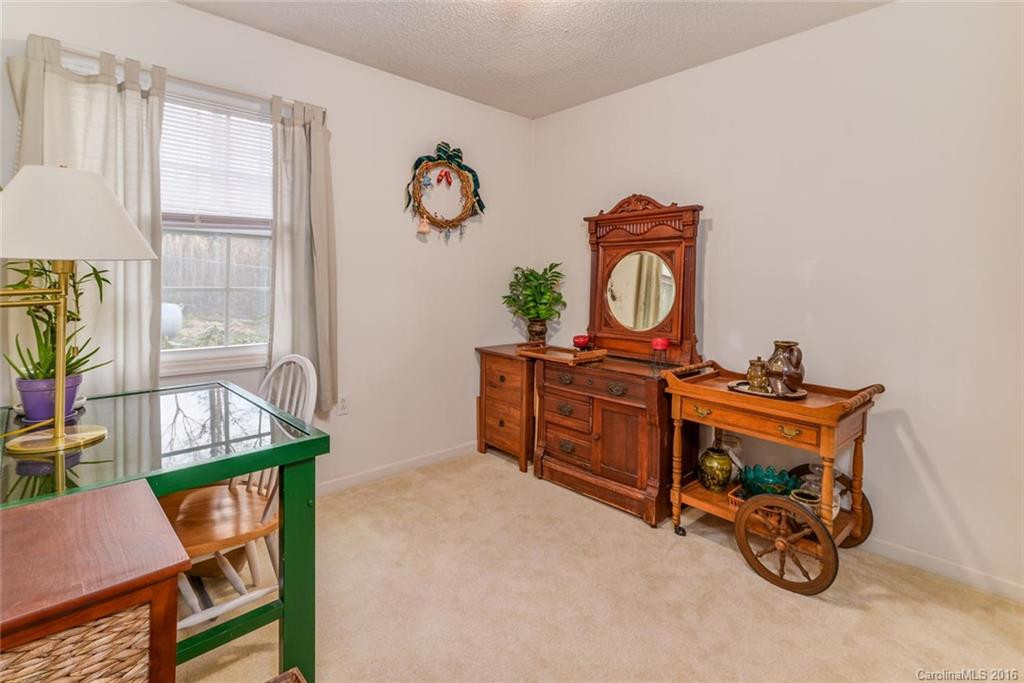 99 Holly Lane - Photo 18