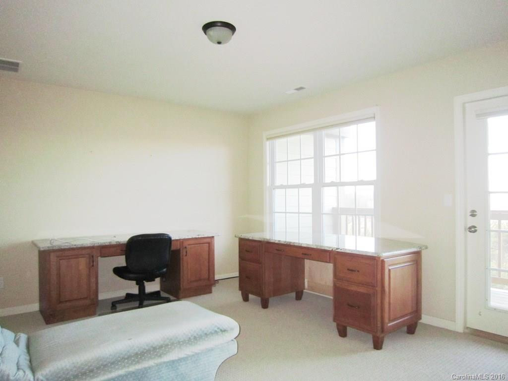 73 Rotunda Circle #73 - Photo 18