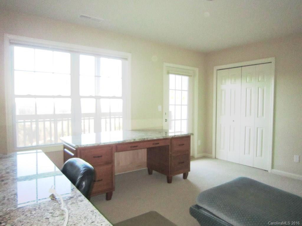 73 Rotunda Circle #73 - Photo 19