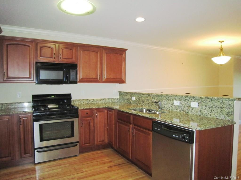 73 Rotunda Circle #73 - Photo 8