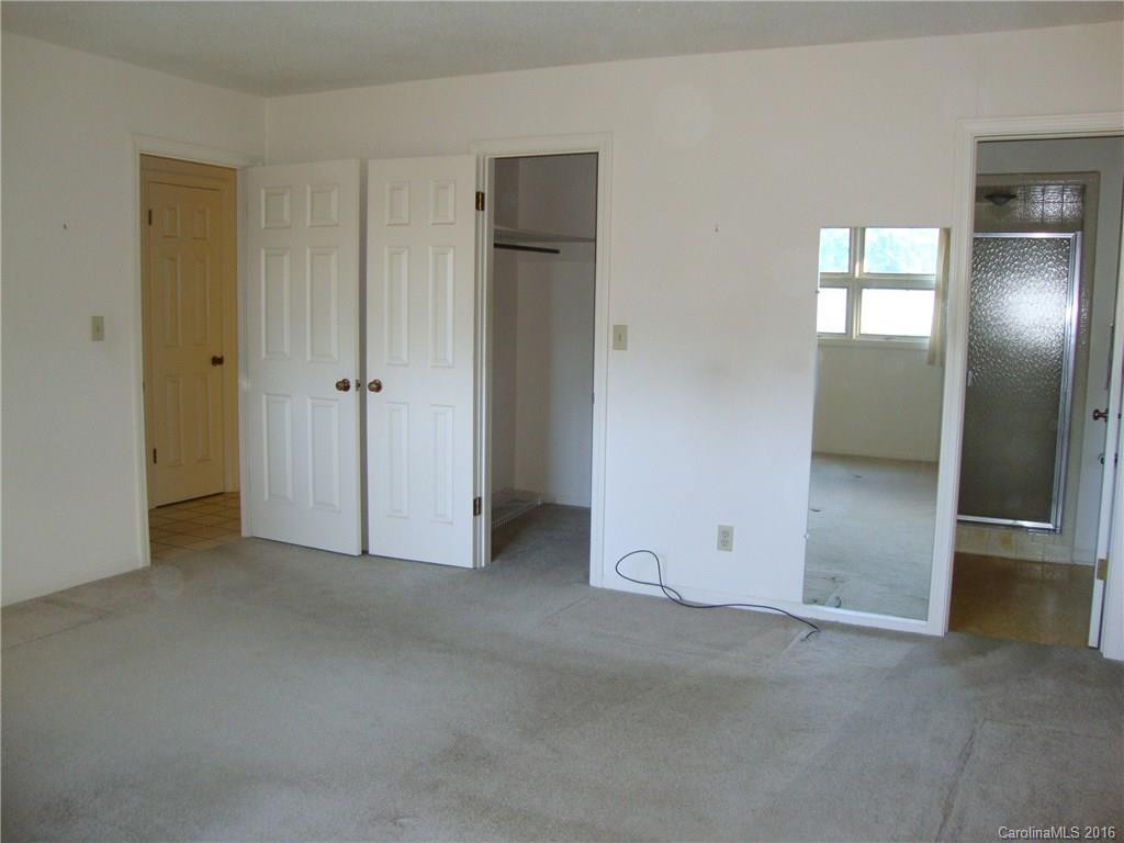 391 Wayside Lane - Photo 12
