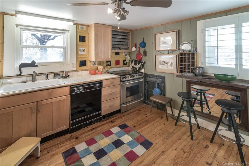 11 Iroquois Street - Photo 9