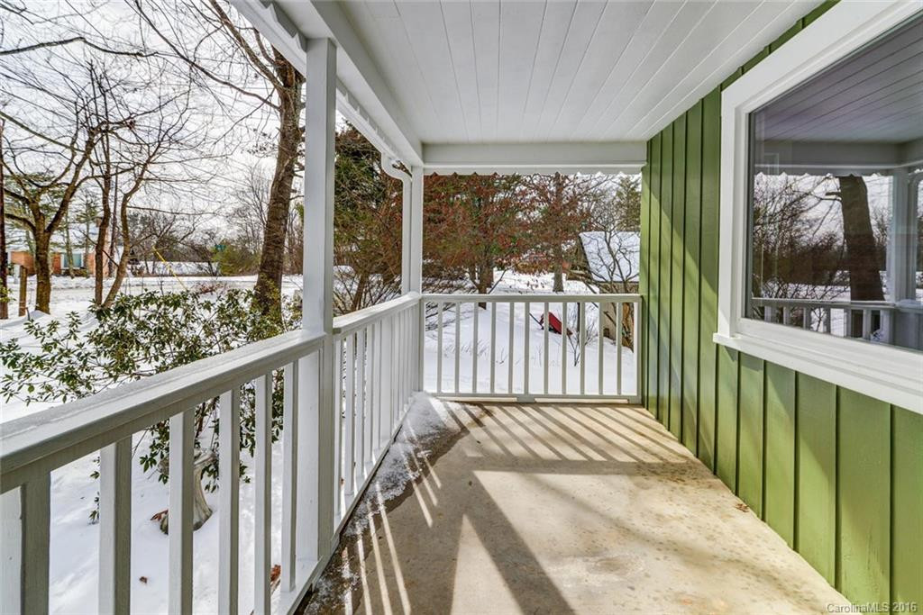6 Fair Oaks Road - Photo 3