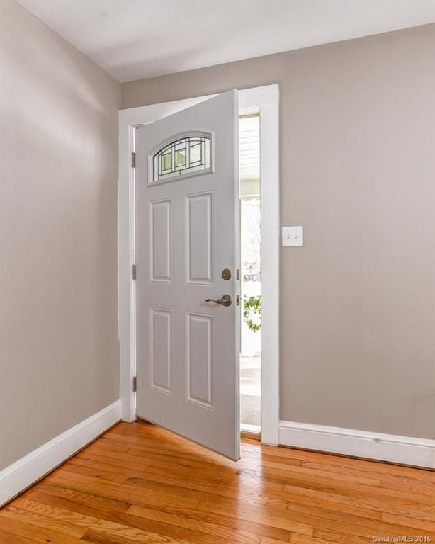 6 Fair Oaks Road - Photo 5
