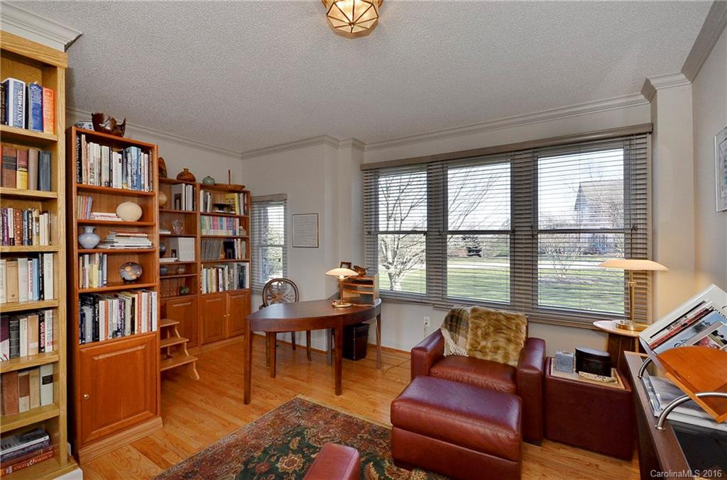 106 Bellshire Drive - Photo 12