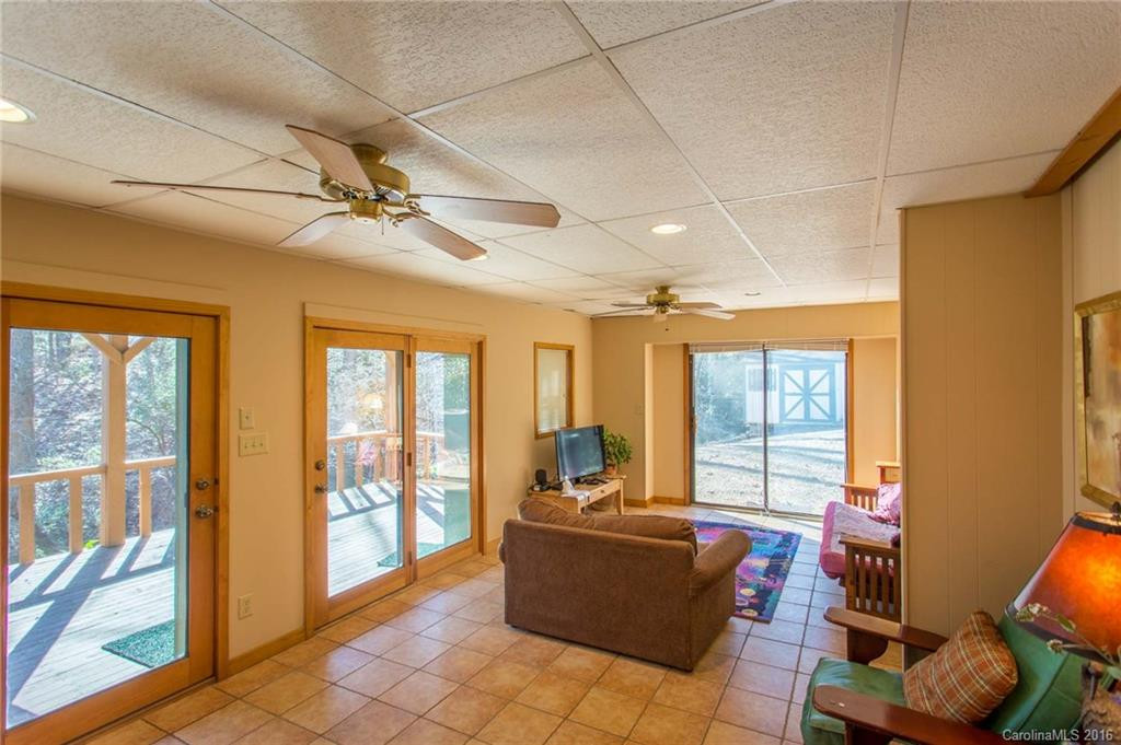 6505 Shore Drive - Photo 11