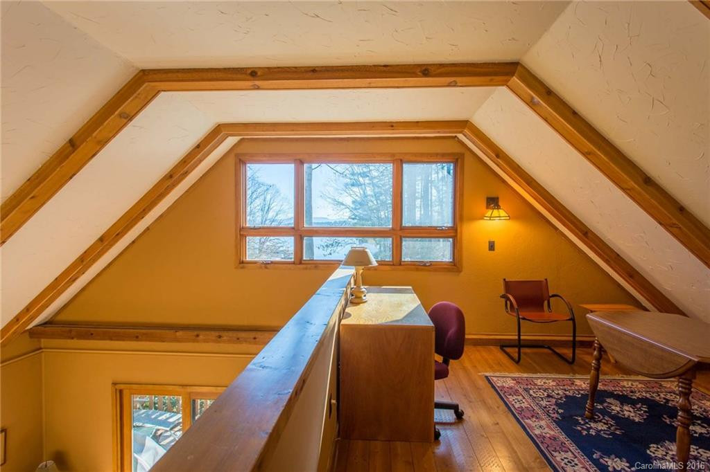 6505 Shore Drive - Photo 4