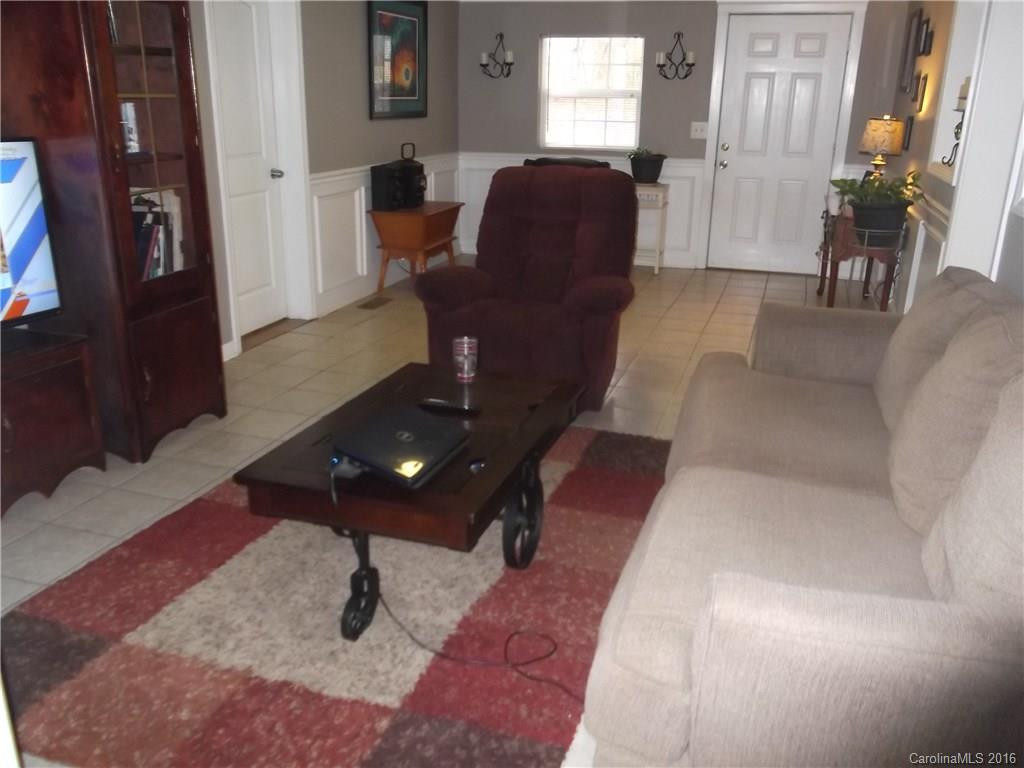 218 Gull Avenue - Photo 3