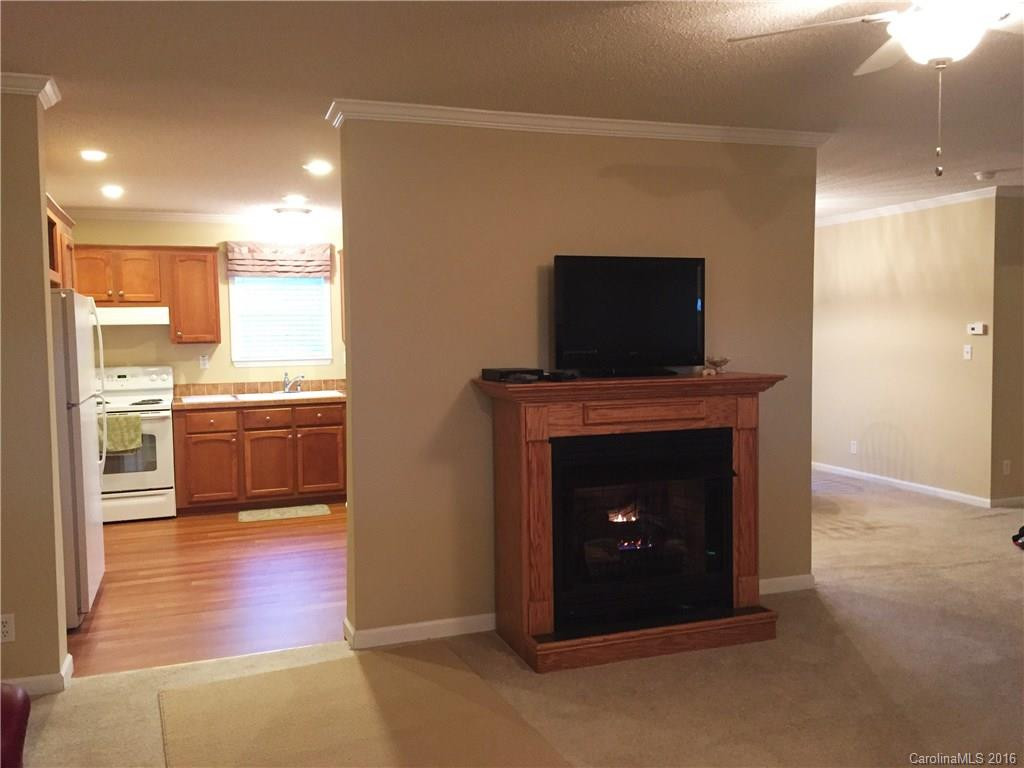 126 Peaceful Valley Drive #3 - Photo 3
