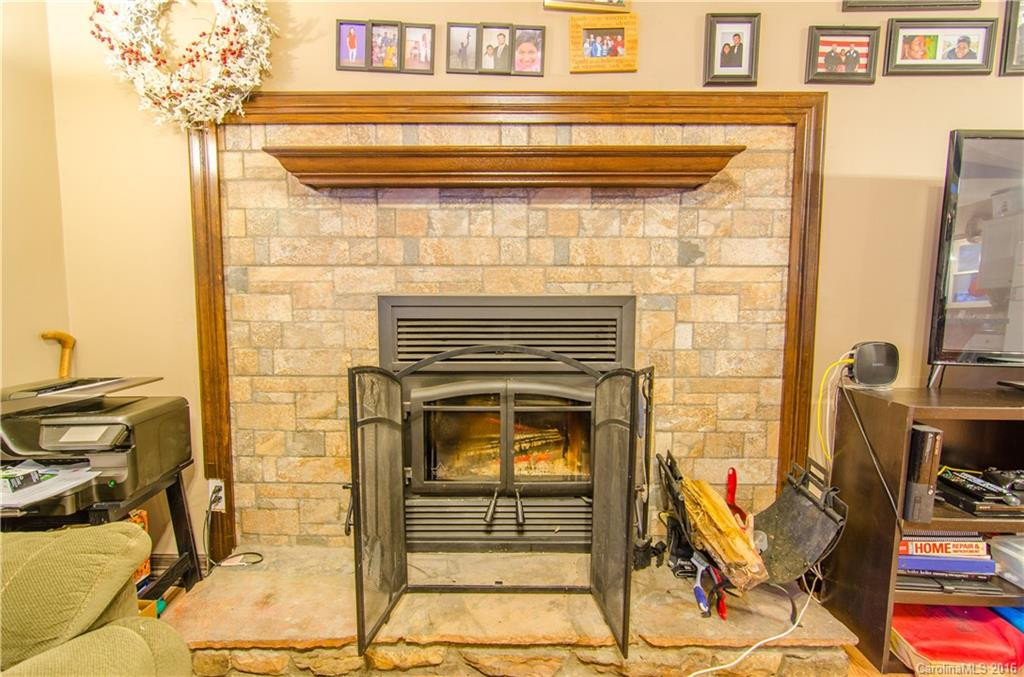 86 Locust Court - Photo 3
