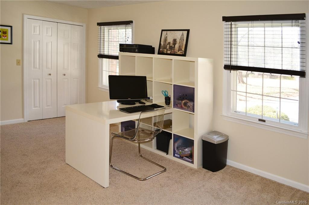 1409 Kensington Road #B-5 - Photo 20