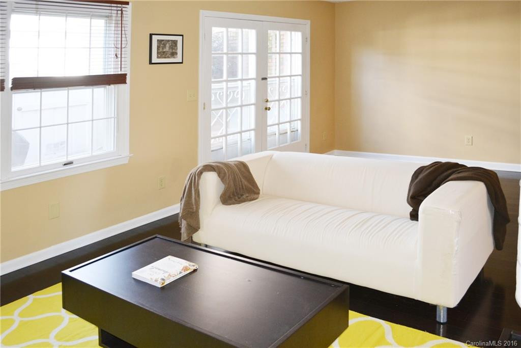1409 Kensington Road #B-5 - Photo 4
