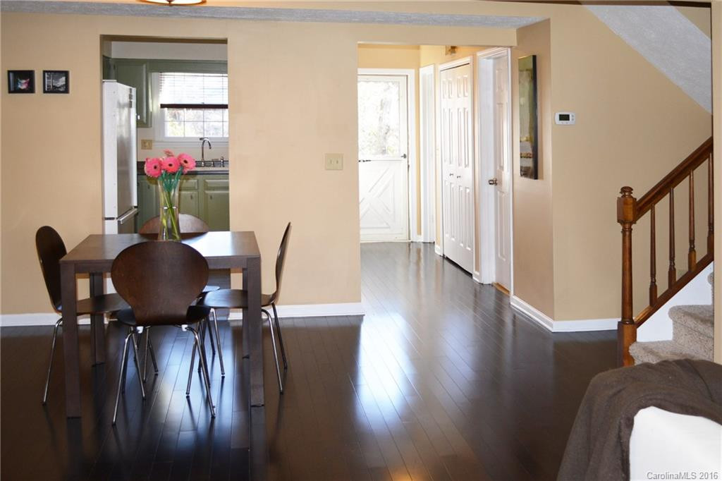 1409 Kensington Road #B-5 - Photo 7